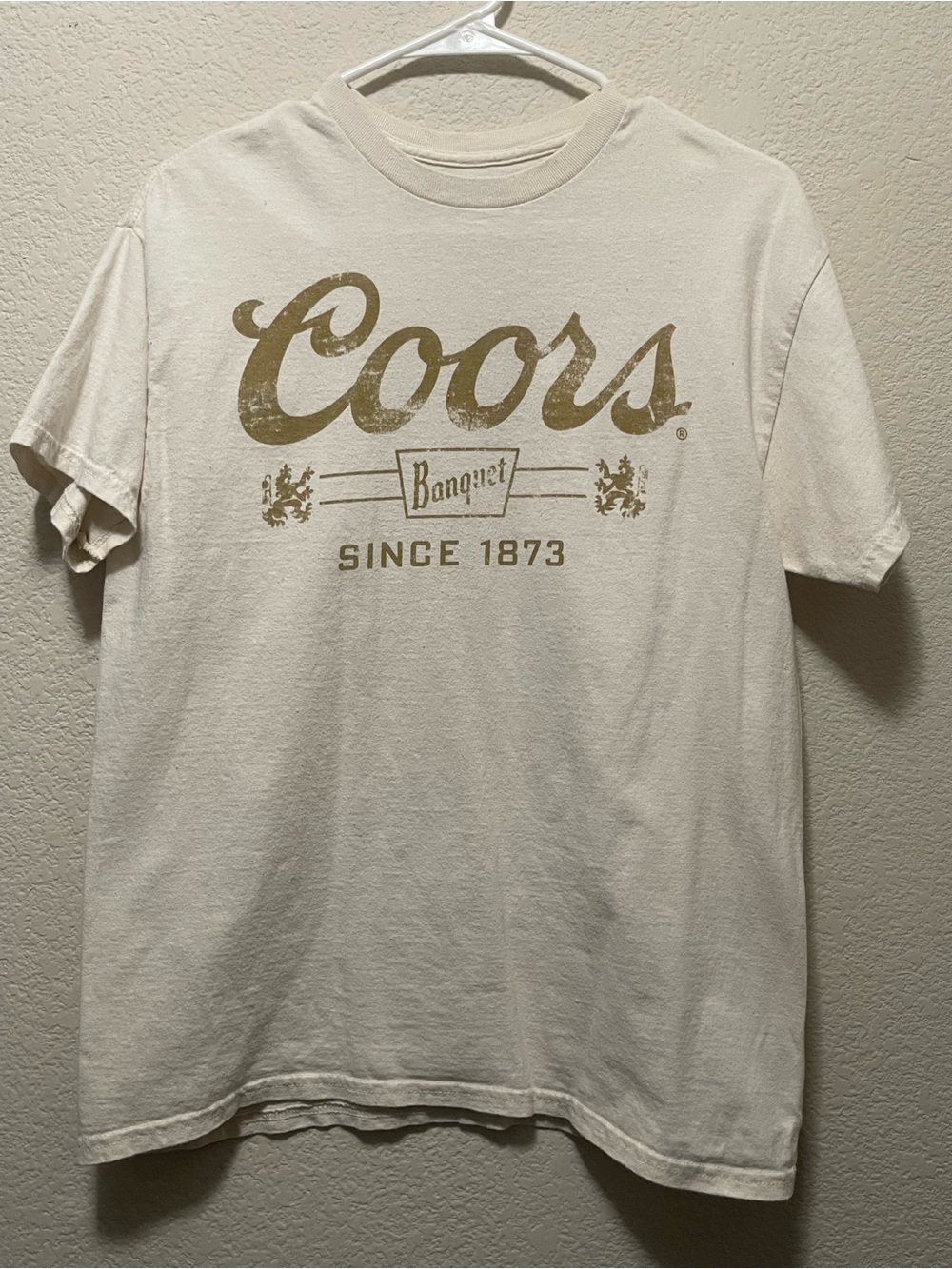 Coors Banquet beer tee. Men’s size medium